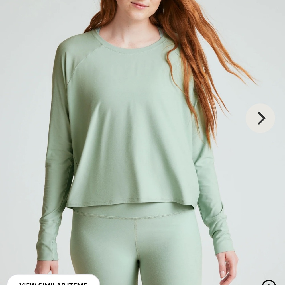 Beyond yoga NEW Featherweight Daydreamer Pullover Mint slate heather